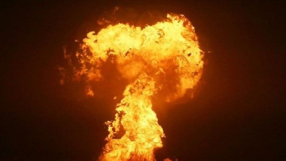 انفجار در میدان گازی جمهوری آذربایجان در دریای خزر+ فیلم