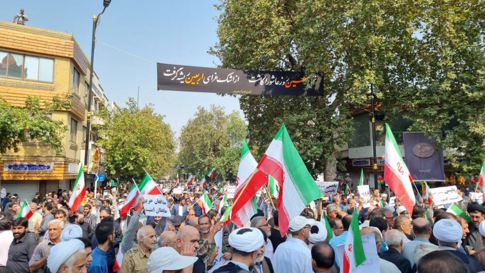 خروش مردم دیدار علویان در محکومیت اغتشاشات اخیر و اعلام حمایت از فراجا