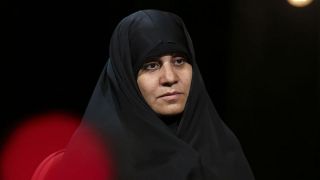 مادر شهید قربانخانی: خیلی‌ها می‌گویند که چقدر به شما پول می‌دهند؟/ سردار سلیمانی آمد و مهمان مجید شد