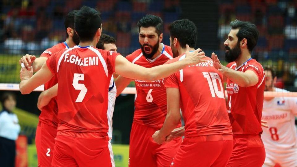 ایران 3 - فرانسه 2؛ لذت اولین مدال جهانی برای ایران ایران 3 - فرانسه 2؛ لذت اولین مدال جهانی برای ایران