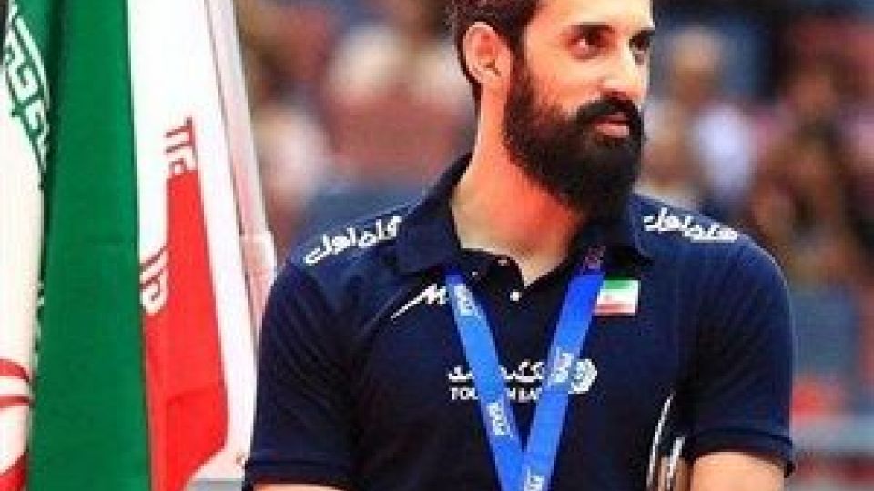 جادوی دستهای «معروف» و اولین افتخار جهانی والیبال جادوی دستهای «معروف» و اولین افتخار جهانی والیبال