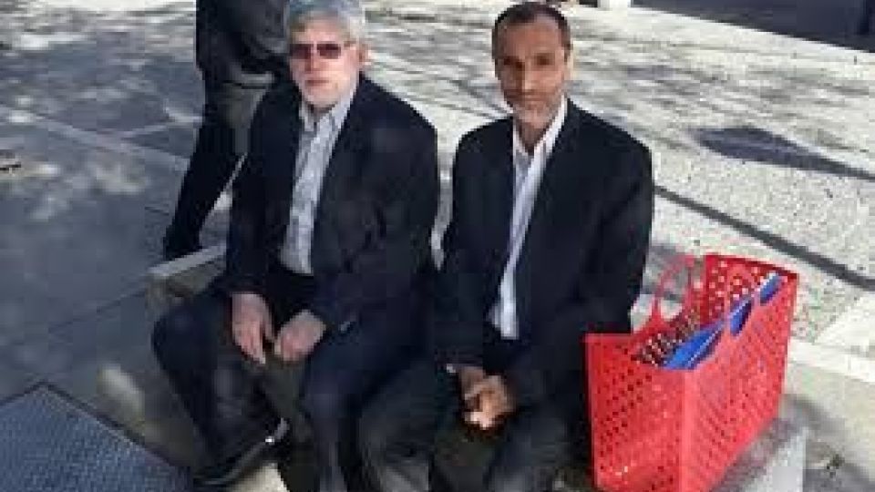 بازی سیاسی جدید یاران احمدی نژاد؛ بقایی بجای دادگاه به حرم عبدالعظیم حسنی رفت /بست نشینی بقایی، علی اکبر جوانفکر و حبیب الله جزء خراسانی در حرم بازی سیاسی جدید یاران احمدی نژاد؛ بقایی بجای دادگاه به حرم عبدالعظیم حسنی رفت /بست نشینی بقایی، علی اکبر جوانفکر و حبیب الله جزء خراسانی در حرم