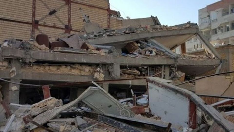 نیازهای کنونی زلزلهزدگان چیست؟/مردم منطقه نیازی به مواد غذایی ندارند نیازهای کنونی زلزلهزدگان چیست؟/مردم منطقه نیازی به مواد غذایی ندارند