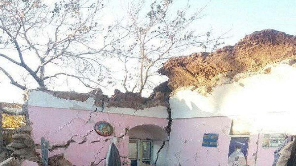 زلزله ۶.۱ ریشتری هجدک کرمان را لرزاند/ آمار مصدومان به ۵۲ نفر رسید/تخریب تعدادی از خانههای روستایی/ ثبت ۹۶ پس لرزه+تصاویر اولیه زلزله ۶.۱ ریشتری هجدک کرمان را لرزاند/ آمار مصدومان به ۵۲ نفر رسید/تخریب تعدادی از خانههای روستایی/ ثبت ۹۶ پس لرزه+تصاویر اولیه