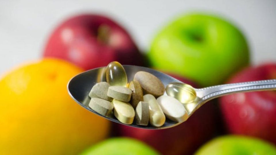 ویتامین هایی که سلامت بدن را به خطر میاندازند ویتامین هایی که سلامت بدن را به خطر میاندازند