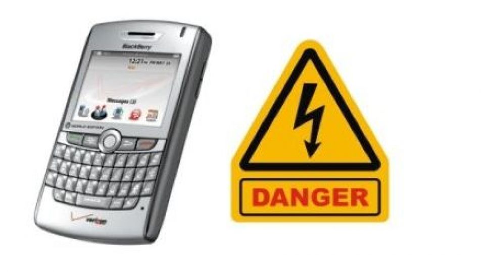 امواج موبایل برای سلامتی بدن ضرر دارد؟ امواج موبایل برای سلامتی بدن ضرر دارد؟