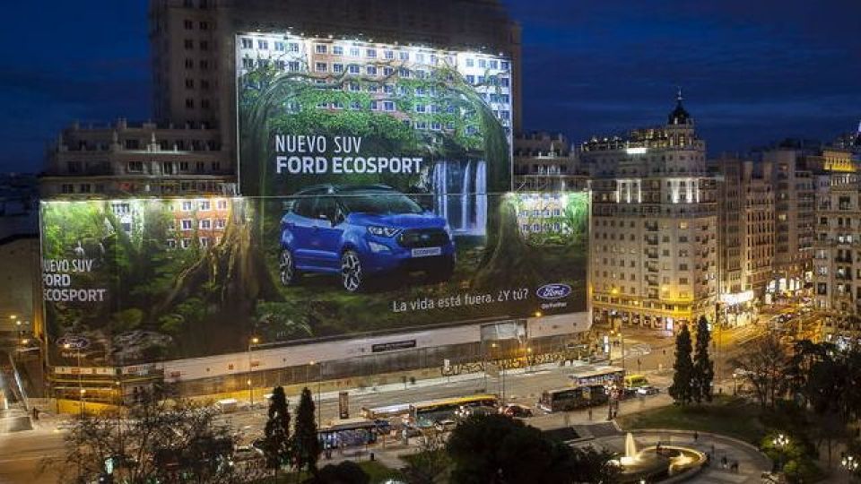 بیلبورد تبلیغاتی فورد، رکورد جهان را شکست! بیلبورد تبلیغاتی فورد، رکورد جهان را شکست!