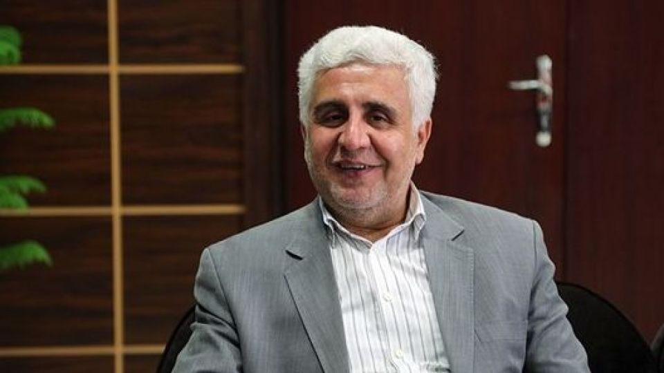 رئیس دانشگاه آزاد: رشتههای بدون بازار کار باید از لیست پذیرش دانشجویان حذف شوند رئیس دانشگاه آزاد: رشتههای بدون بازار کار باید از لیست پذیرش دانشجویان حذف شوند