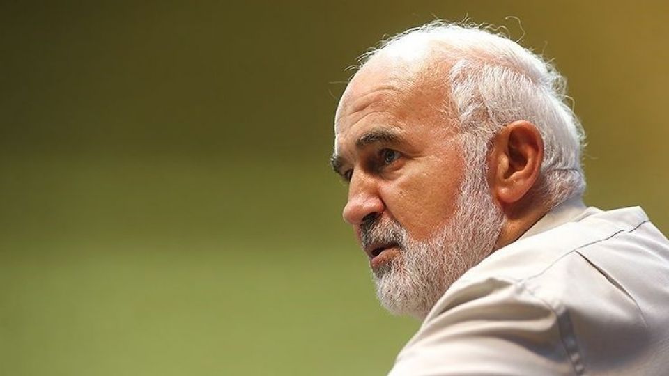 احمد توکلی: شفافسازی دارایی مسئولین ضروری است، برخی دارای آلودگیهایی هستند/ فاسدها به مجموعه تصمیمگیری نفوذ کردهاند احمد توکلی: شفافسازی دارایی مسئولین ضروری است، برخی دارای آلودگیهایی هستند/ فاسدها به مجموعه تصمیمگیری نفوذ کردهاند