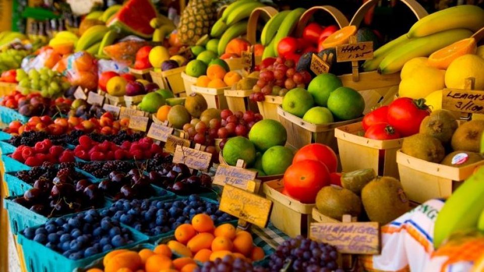 میوههای خارجی در مناطق آزاد از دانهای ۵۰۰۰ تا ۲۵۰ هزار تومان میوههای خارجی در مناطق آزاد از دانهای ۵۰۰۰ تا ۲۵۰ هزار تومان