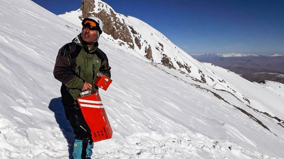 پشت پرده جعبه سیاه هواپیمای آسمان و عدم تحویل آن توسط تیم کوهنوردی پشت پرده جعبه سیاه هواپیمای آسمان و عدم تحویل آن توسط تیم کوهنوردی