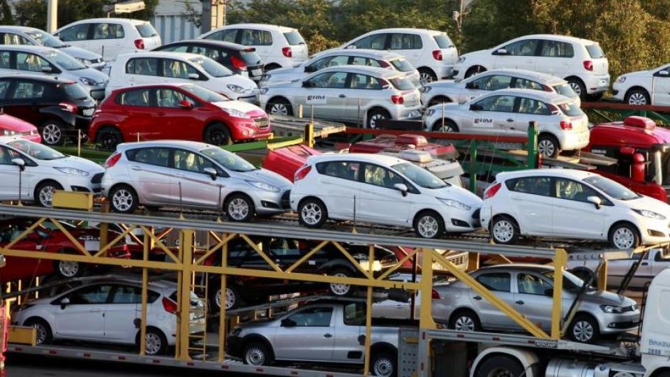 آخرین قیمت خودروهای وارداتی/ ترس در بازار آخرین قیمت خودروهای وارداتی/ ترس در بازار