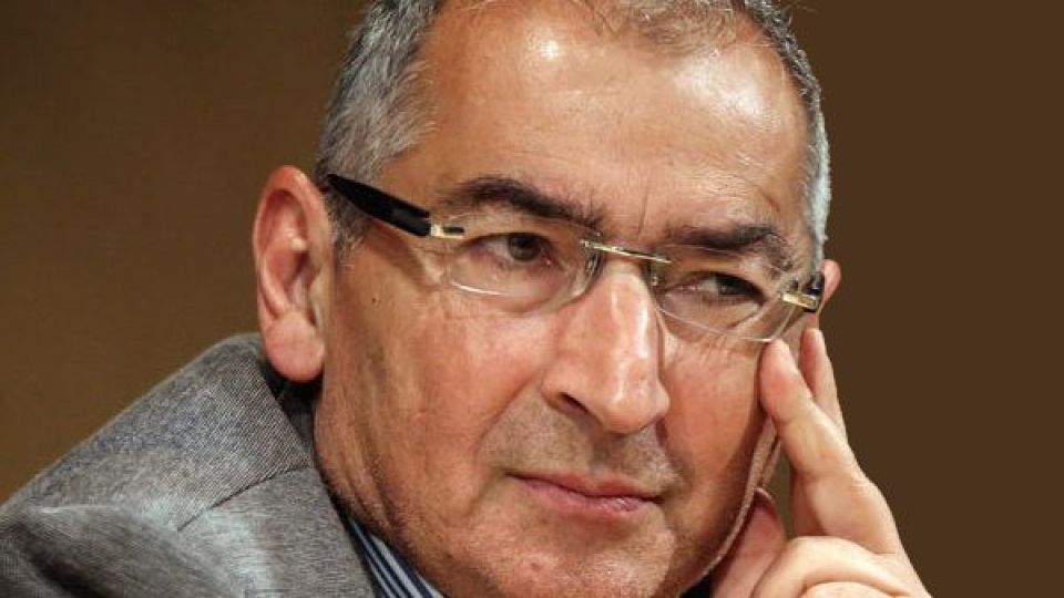 توضیح رئیس شعبه ۱۰۲۳ دادگاه عمومی و جزایی درباره حکم صادق زیباکلام توضیح رئیس شعبه ۱۰۲۳ دادگاه عمومی و جزایی درباره حکم صادق زیباکلام