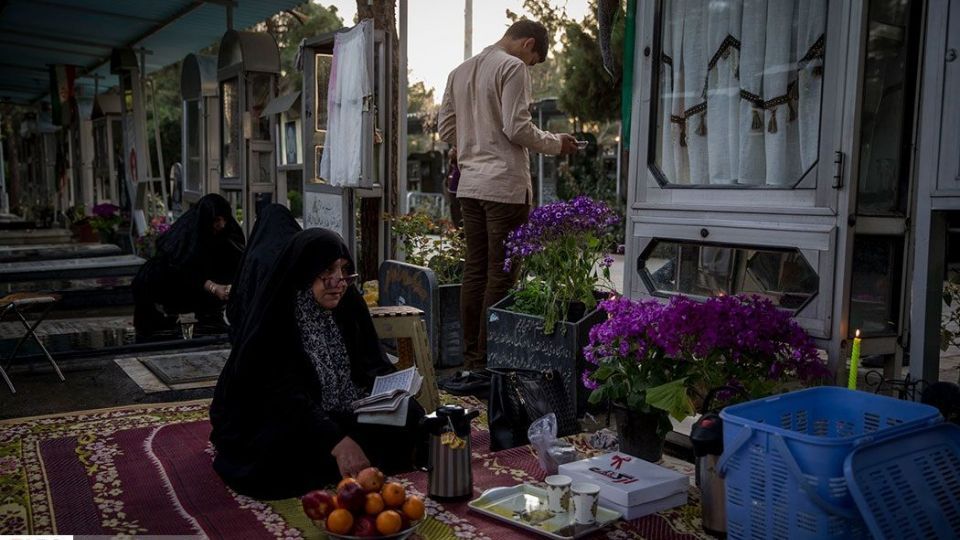 تحویل سال نو در گلزار شهدای بهشت زهرا (س) تحویل سال نو در گلزار شهدای بهشت زهرا (س)