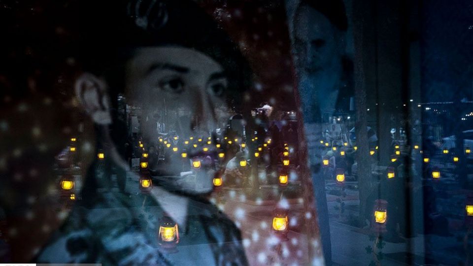 تحویل سال نو در گلزار شهدای بهشت زهرا (س) تحویل سال نو در گلزار شهدای بهشت زهرا (س)