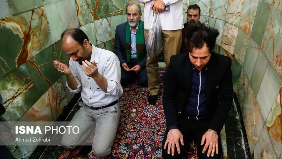 شب آرزوها در حرم حضرت فاطمه معصومه(س) شب آرزوها در حرم حضرت فاطمه معصومه(س)