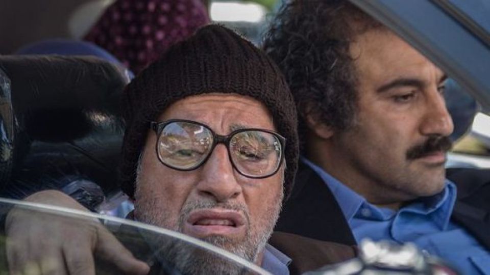 واکنش محسن تنابنده به حذف بخشهایی از «پایتخت۵» واکنش محسن تنابنده به حذف بخشهایی از «پایتخت۵»