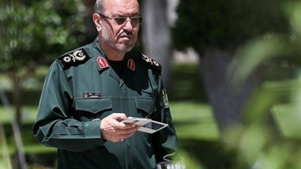 سردار دهقان: احمدینژاد مثل درب مسجد است/روحانی دنبال جابجا کردن شمخانی بود سردار دهقان: احمدینژاد مثل درب مسجد است/روحانی دنبال جابجا کردن شمخانی بود