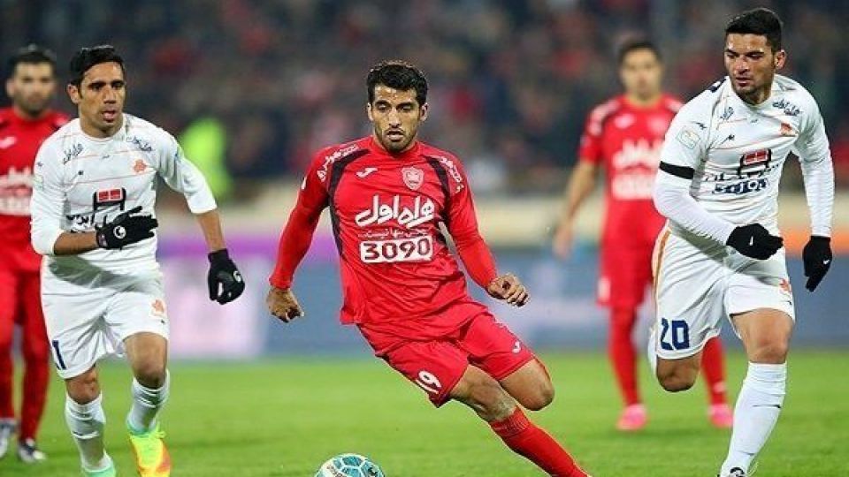دایی قهرمانی پرسپولیس را به تاخیر میاندازد؟ دایی قهرمانی پرسپولیس را به تاخیر میاندازد؟