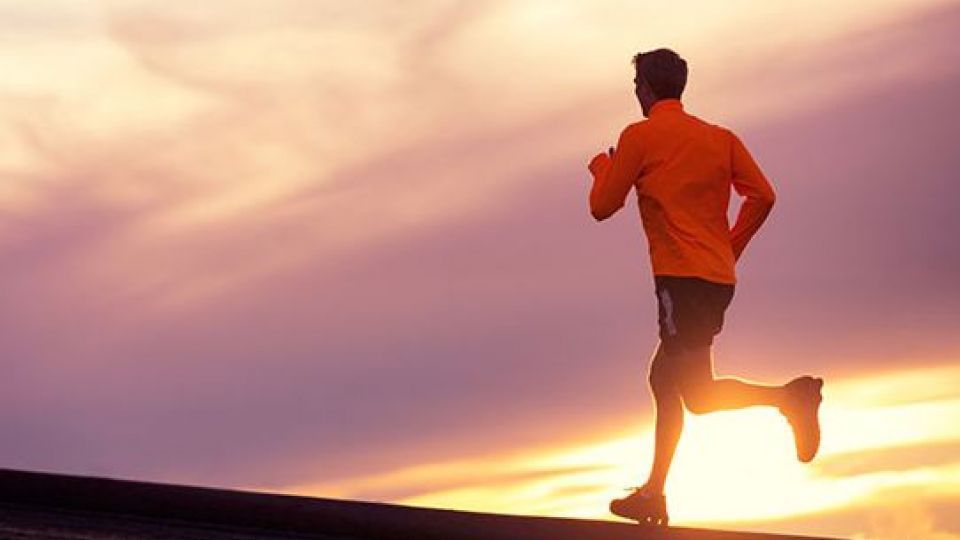 غذاهایی که قبل و بعد از ورزش نباید مصرف کرد غذاهایی که قبل و بعد از ورزش نباید مصرف کرد