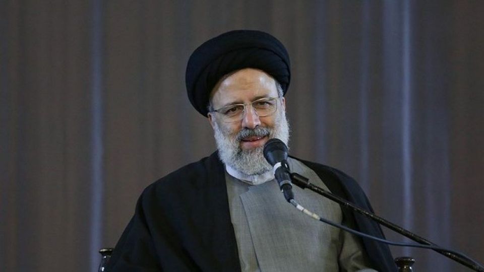 رئیسی: راهبرد آستان قدس رقابت با بخش خصوصی و تصدیگری نیست رئیسی: راهبرد آستان قدس رقابت با بخش خصوصی و تصدیگری نیست