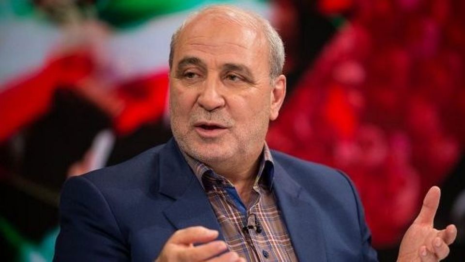 حاجی دلیگانی: روحانی، اگر مخالف گرانی دلار است سیف را برکنار کند/ صداقت رئیس جمهور در عمل به وعدهها رنگ باخته است حاجی دلیگانی: روحانی، اگر مخالف گرانی دلار است سیف را برکنار کند/ صداقت رئیس جمهور در عمل به وعدهها رنگ باخته است