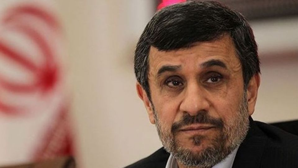 عضو کابینه دهم: وزرای دولت احمدینژاد با او اتمام حجت کرده و به وی تذکر جدی دادهاند عضو کابینه دهم: وزرای دولت احمدینژاد با او اتمام حجت کرده و به وی تذکر جدی دادهاند