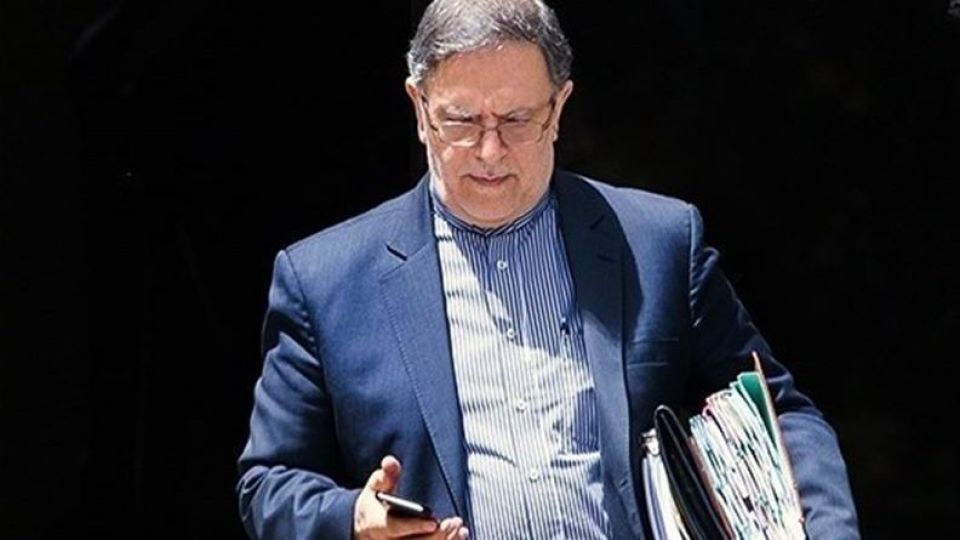 تذکر نمایندگان مردم به روحانی از موسسات اعتباری تا افزایش قیمت ارز/ رئیس جمهور، سیف را برکنار میکند؟+عکس تذکر نمایندگان مردم به روحانی از موسسات اعتباری تا افزایش قیمت ارز/ رئیس جمهور، سیف را برکنار میکند؟+عکس