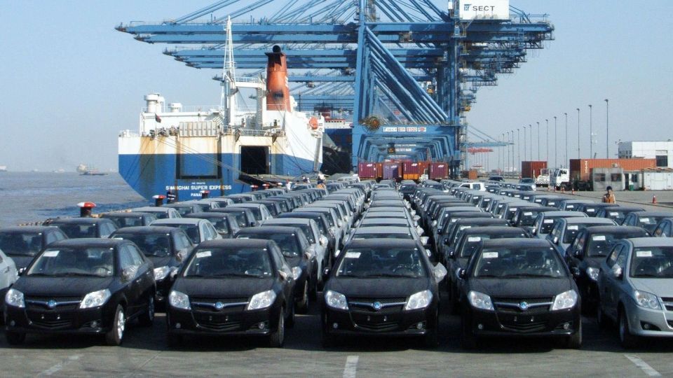 واردات غیرقانونی خودرو بیش از ۶۴۰۰ است/ واردات بیش از ۱۵ هزار خودرو بوده واردات غیرقانونی خودرو بیش از ۶۴۰۰ است/ واردات بیش از ۱۵ هزار خودرو بوده