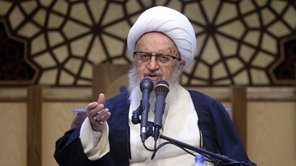 آیتالله مکارم شیرازی: مسئولان در تقویت شبکههای اجتماعی داخلی پیشقدم باشند آیتالله مکارم شیرازی: مسئولان در تقویت شبکههای اجتماعی داخلی پیشقدم باشند