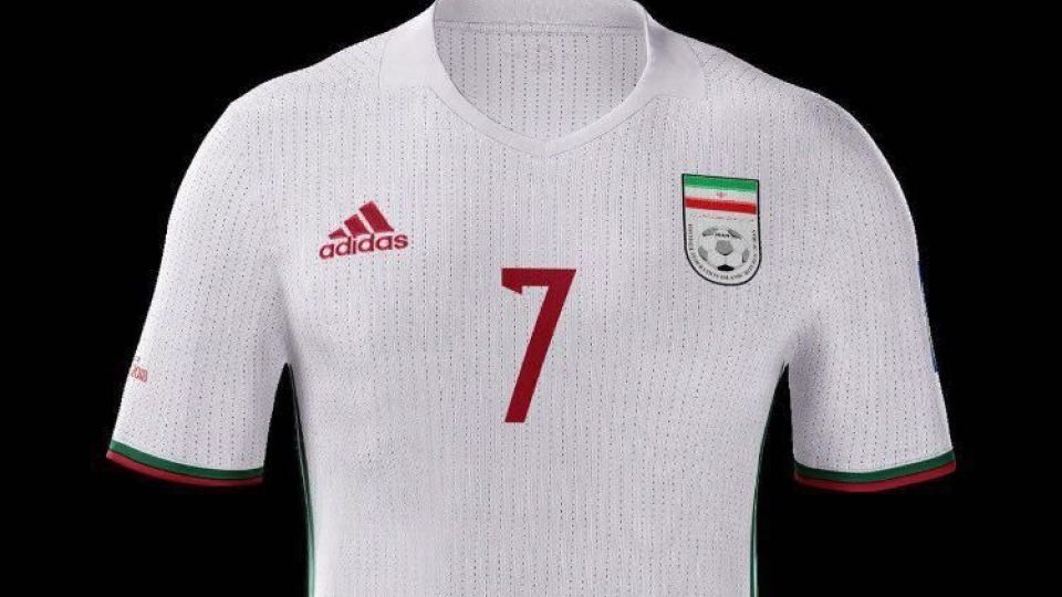 آدیداس و قرارداد عجیبش با فدراسیون فوتبال آدیداس و قرارداد عجیبش با فدراسیون فوتبال