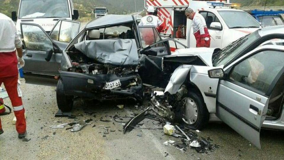 مرگ سالانه ۱۶ هزار نفر در تصادفات مرگ سالانه ۱۶ هزار نفر در تصادفات