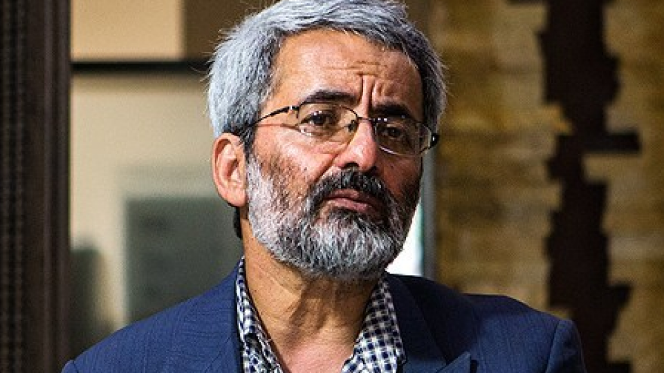 نقد عباس سلیمی نمین به «امیرانتظام» نقد عباس سلیمی نمین به «امیرانتظام»