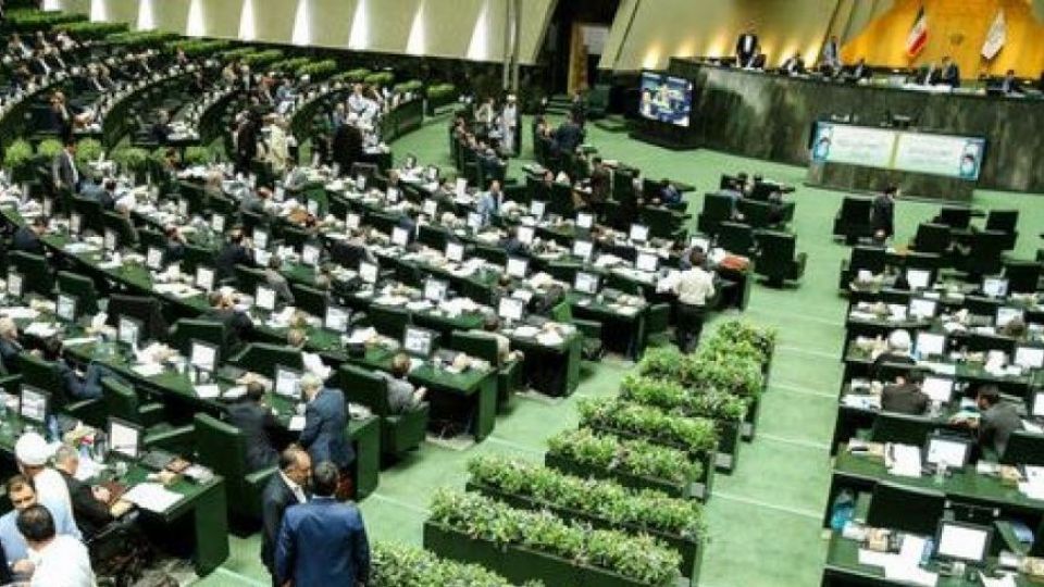 سوال و جواب نمایندگان و ظریف در صحن و کمیسیونهای تخصصی/95 سوال 107 نماینده از 10 وزیر سوال و جواب نمایندگان و ظریف در صحن و کمیسیونهای تخصصی/95 سوال 107 نماینده از 10 وزیر