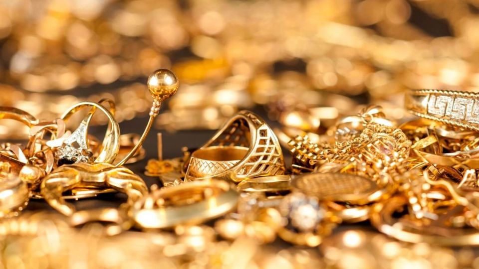 ذخیرهسازی حیرتانگیز طلا در خانههای ایرانی ذخیرهسازی حیرتانگیز طلا در خانههای ایرانی