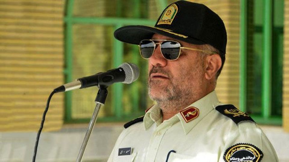 توضیح پلیس درباره حادثه پارک طالقانی/ در فیلم مشخص است که آن دو خانم بدحجاب در جواب تذکر مامور ما با کلمات زشت و رکیک به آنها حمله میکنند/ کوتاه نمیآییم توضیح پلیس درباره حادثه پارک طالقانی/ در فیلم مشخص است که آن دو خانم بدحجاب در جواب تذکر مامور ما با کلمات زشت و رکیک به آنها حمله میکنند/ کوتاه نمیآییم