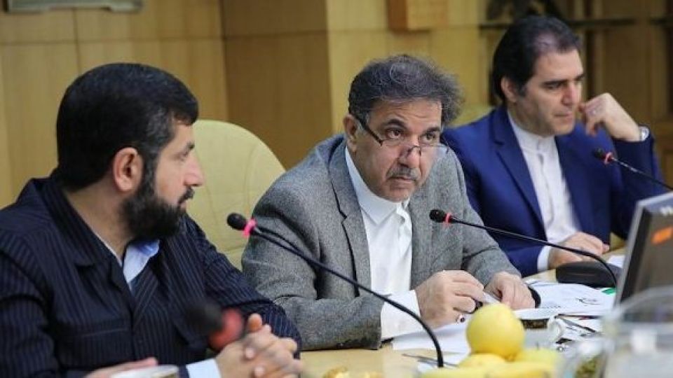 آخوندی؛ همه یک درصد درآمد نفتی ویژه مناطق نفتخیز به خوزستان میرسد آخوندی؛ همه یک درصد درآمد نفتی ویژه مناطق نفتخیز به خوزستان میرسد