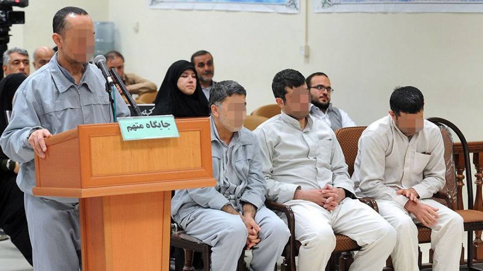 متهمی که پس از حمله تروریستی چهره خود را عوض کرد/ اقرار متهم ردیف پنجم: داعش ساخته آمریکا، اسرائیل و آل سعود است متهمی که پس از حمله تروریستی چهره خود را عوض کرد/ اقرار متهم ردیف پنجم: داعش ساخته آمریکا، اسرائیل و آل سعود است