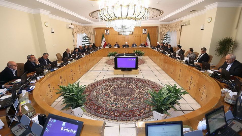 دولت چاق یا لاغر؟ دولت چاق یا لاغر؟