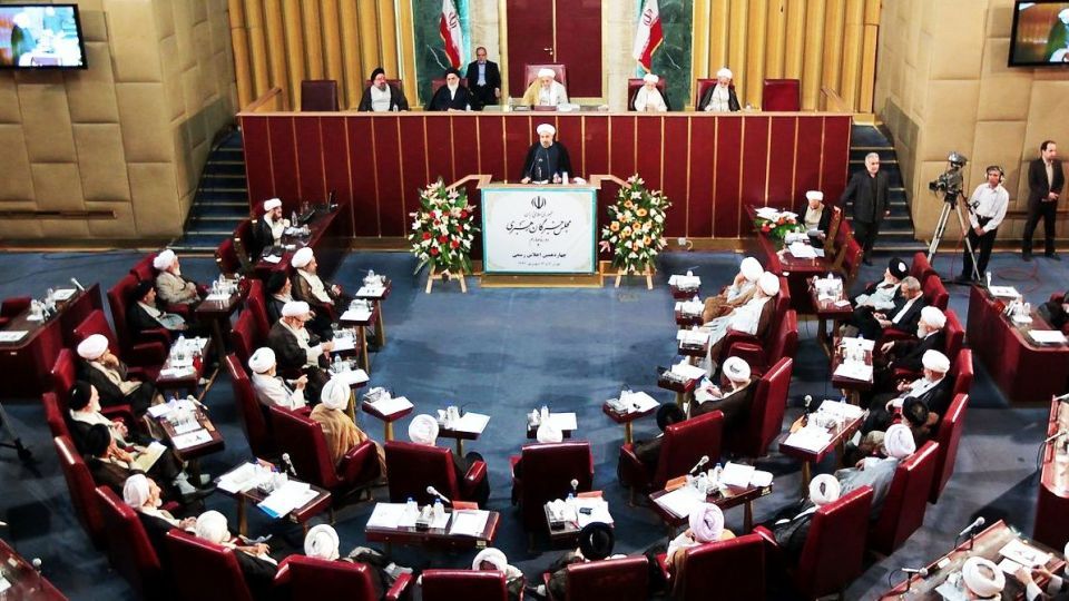 واکنش مجلس خبرگان به خروج آمریکا از برجام: رییس جمهور بهخاطر خسارتهای وارده در برجام عذرخواهی کند واکنش مجلس خبرگان به خروج آمریکا از برجام: رییس جمهور بهخاطر خسارتهای وارده در برجام عذرخواهی کند