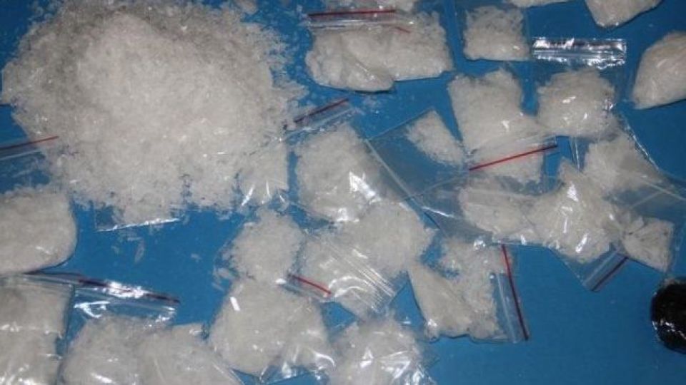 دلار، قیمت «شیشه» را سه برابر کرد دلار، قیمت «شیشه» را سه برابر کرد