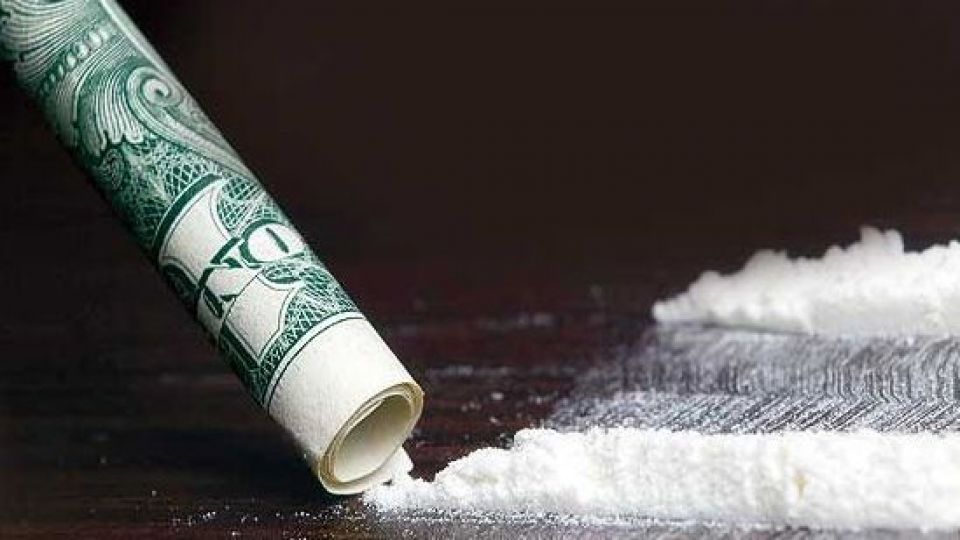 اعتیاد لاکچری اعتیاد لاکچری