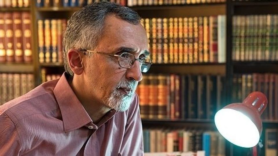 ناصری فعال اصلاح طلب: روحانی شبیه احمدی نژاد است / کمتر مشورت میپذیرد و اهل تغییر نیست ناصری فعال اصلاح طلب: روحانی شبیه احمدی نژاد است / کمتر مشورت میپذیرد و اهل تغییر نیست