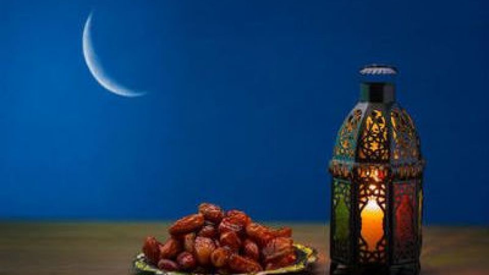 فواید استفاده از خرما در ماه رمضان فواید استفاده از خرما در ماه رمضان