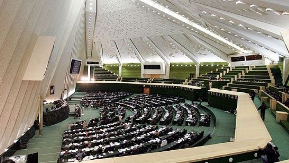 انتخاب مجدد پزشکیان و مطهری به عنوان نواب اول و دوم مجلس انتخاب مجدد پزشکیان و مطهری به عنوان نواب اول و دوم مجلس