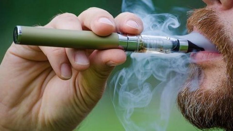 سیگارهای الکترونیکی؛ گرگی در لباس میش/ آیا ویپ در ترک سیگار موثر است؟ سیگارهای الکترونیکی؛ گرگی در لباس میش/ آیا ویپ در ترک سیگار موثر است؟