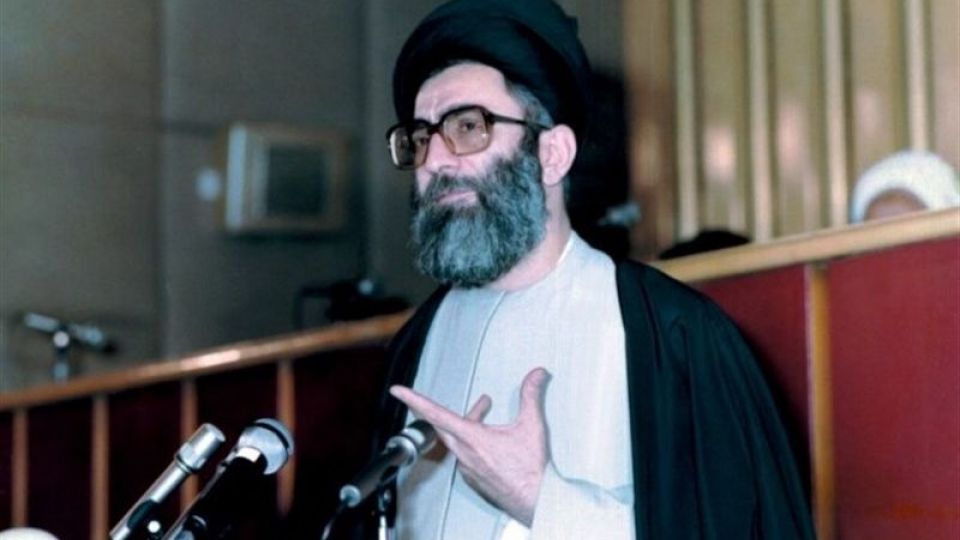 آیتاللهخامنهای چگونه به عنوان رهبری انتخاب شد؟ آیتاللهخامنهای چگونه به عنوان رهبری انتخاب شد؟