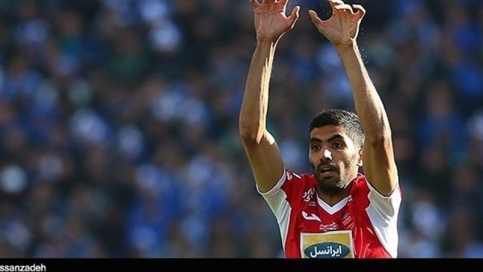 اقدام خیرخواهانه مدافع پرسپولیس اقدام خیرخواهانه مدافع پرسپولیس