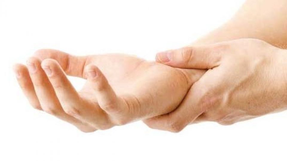 تشخیص وضعیت سلامت با تورم انگشتان تشخیص وضعیت سلامت با تورم انگشتان