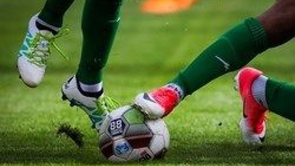 دستگیری بازیکن تیم پُرهوادار لیگ برتری به اتهام حمل مواد مخدر دستگیری بازیکن تیم پُرهوادار لیگ برتری به اتهام حمل مواد مخدر